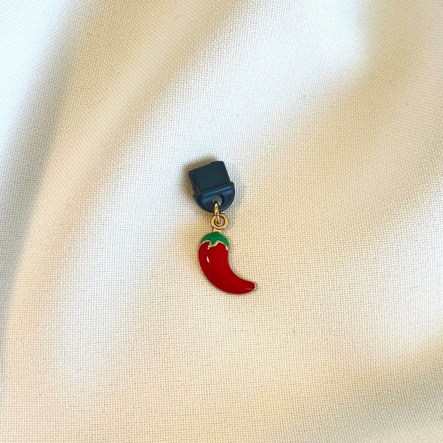 Spicy Chilli - E Reader Charm