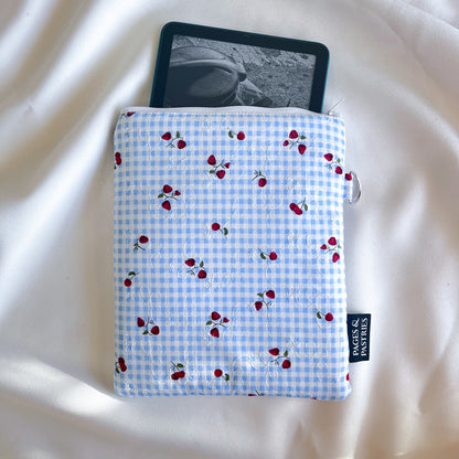 Berry Basket - E Reader Pouch