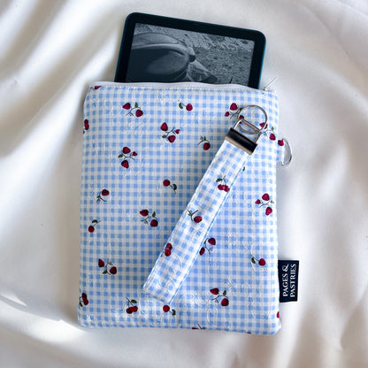 Berry Basket - E Reader Pouch