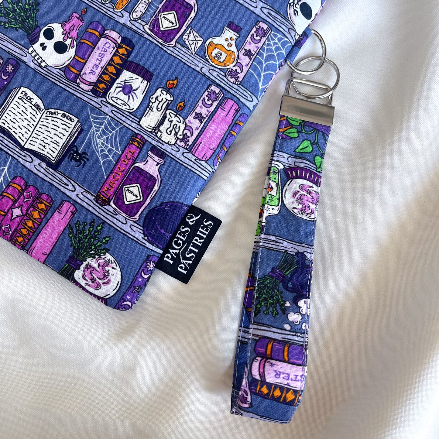 Witches Workshop - E Reader Pouch