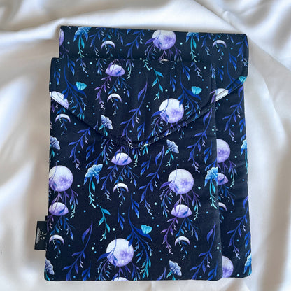 Moon and the Moth - Sleeve