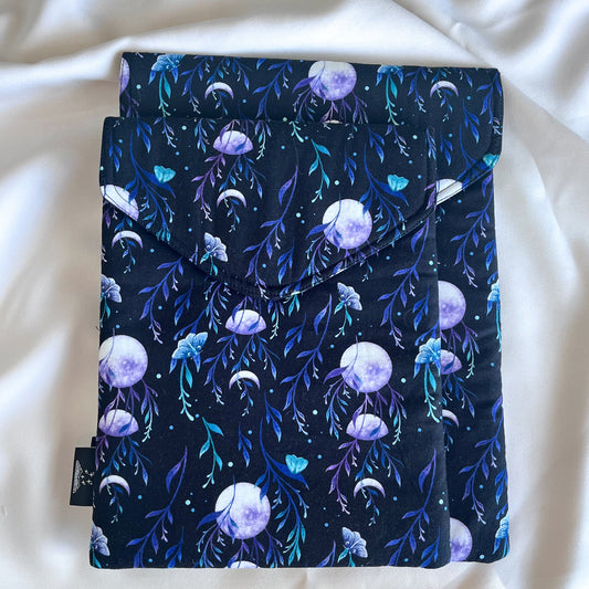 Moon and the Moth - Sleeve