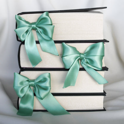 Bow Bookmark - Green